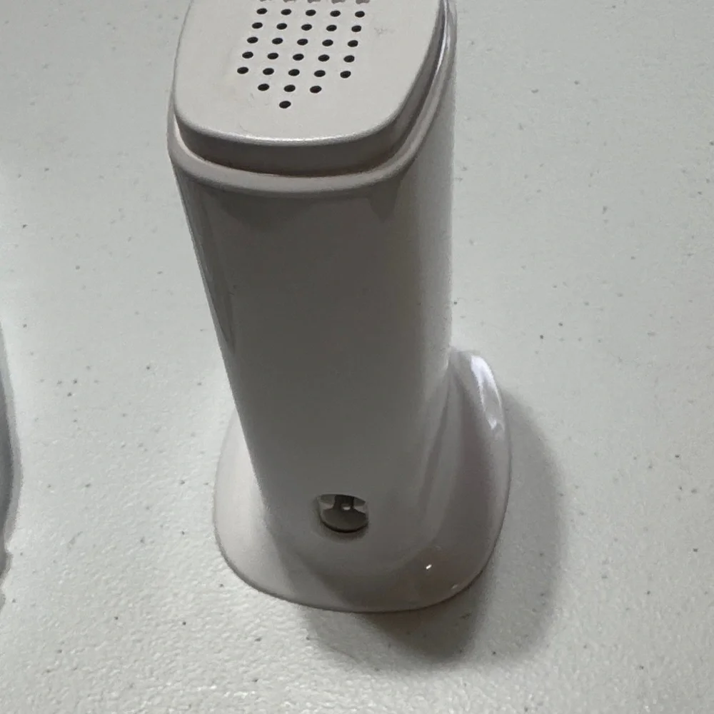White AC/DC Power Charger NWOT